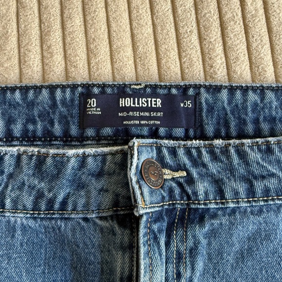 Hollister Mid-Rise Blue Denim Mini Skirt - Picture 3 of 3